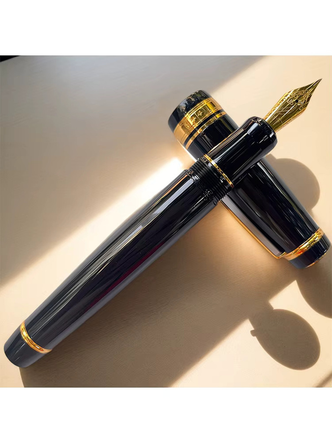 Metallfederkiel VIP Collection für Kalligrafie mit 0,7 mm Spitze in Schwarz, Rot oder Grün - Bild 3