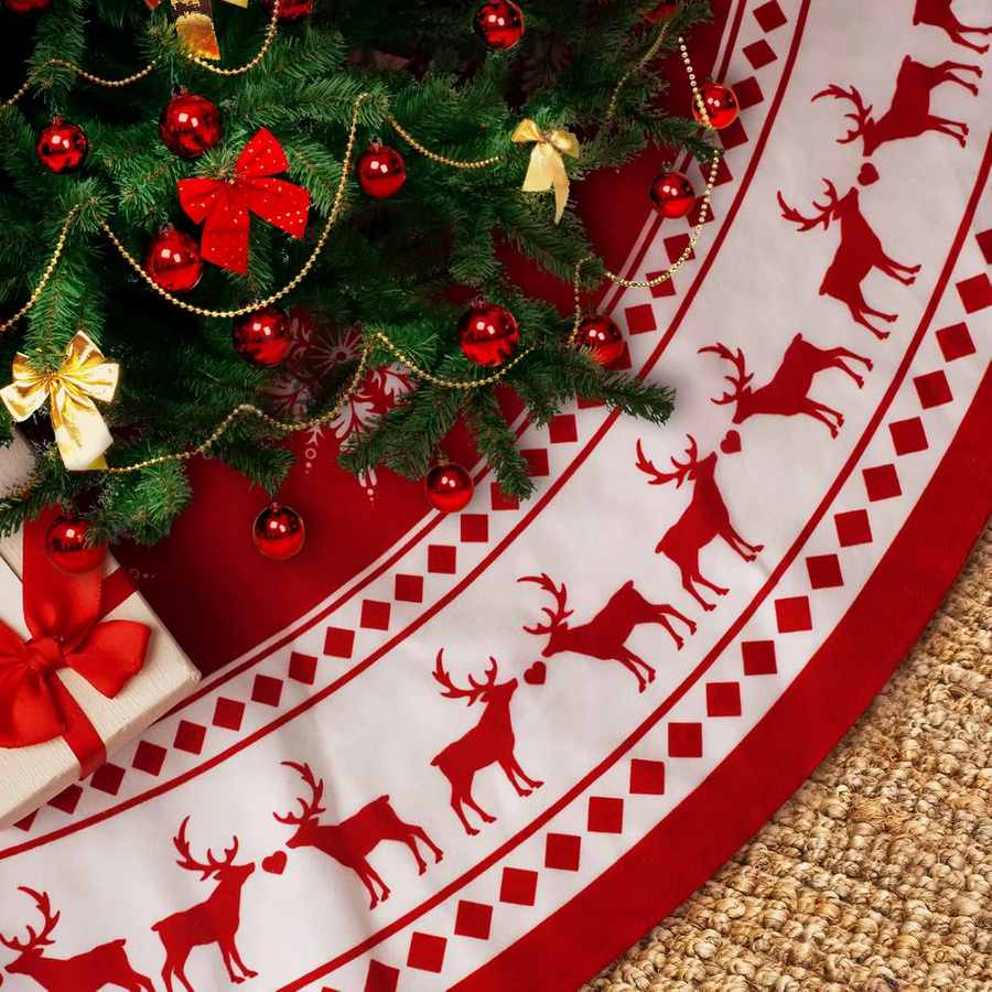 VIKAMA Weihnachtsbaummatte mit Schneeflocken und Rentier Design in Rot, runde Textil-Deko für Weihnachten und Neujahr - Bild 2