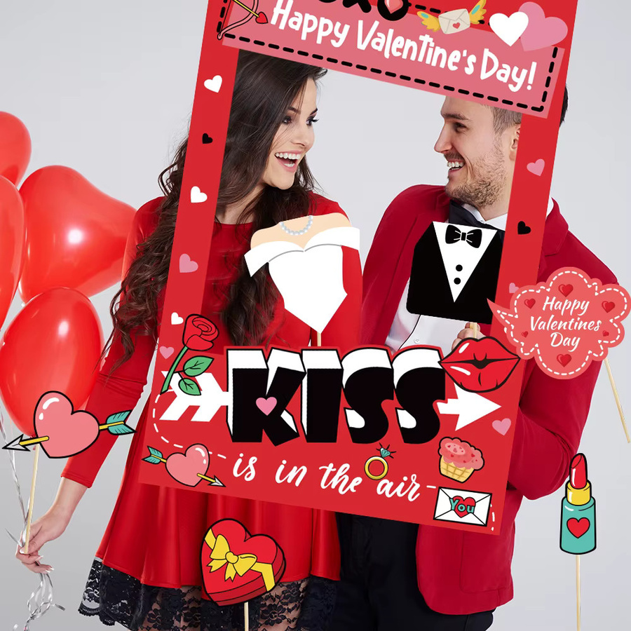 Photo Booth Requisiten Set für Valentinstag und Hochzeiten mit Herz-Motiven und Rahmen in Rot aus Papier - Bild 4