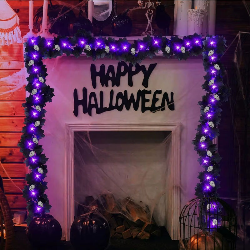 Peach Forest Halloween Deko mit 20 LED und 6 Totenköpfen in Schwarz als hängende Weinreben-Lichterkette - Bild 5