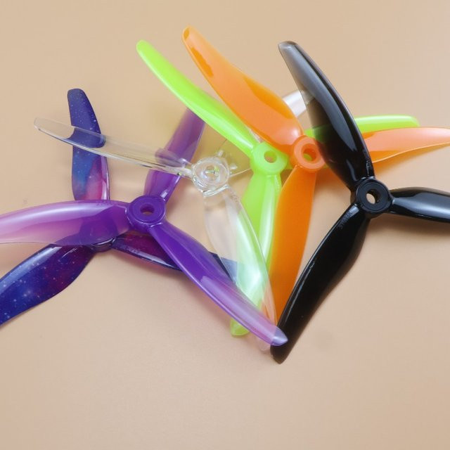 Gemfan 51433 5 Zoll 3-Blatt-Propeller CW CCW Tri-Blade für FPV-Renndrohnen, 2 Paar, Gelb/Mehrfarbig - Bild 1