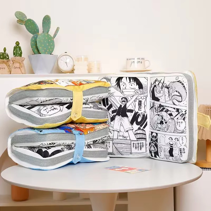 Bandai One Piece Manga Buch Plüschkissen mit Luffy Cover-Druck in Gelb und Bunt - Bild 3
