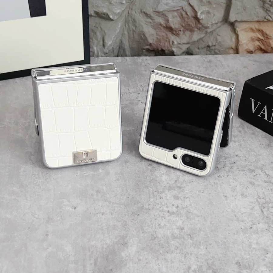 JINHR Schutzhülle aus Kunstleder mit Krokodilmuster für Samsung Galaxy Z Flip6, Z Flip5 und Z Flip4 in Beige - Bild 4