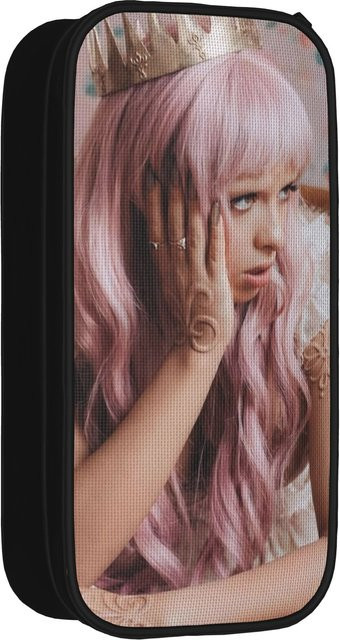 Doppellagige Federtasche Melanie Martinez Hades Album von Fancy Style Studio in Multicolour - Bild 1