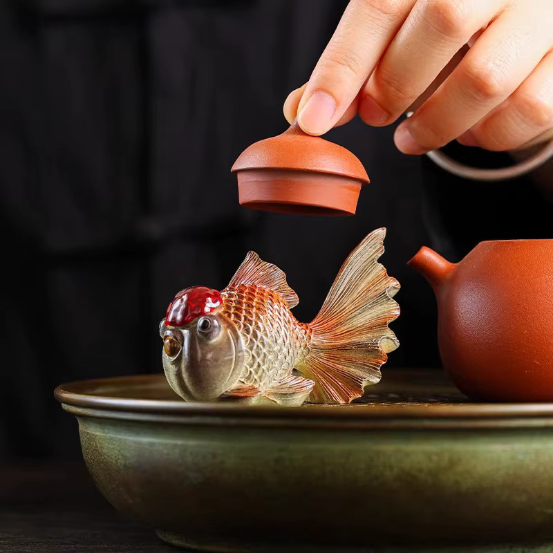Farbwechselnder Goldfisch-Tee als dekoratives Ornament für Aquarien und Teespieler - Bild 2