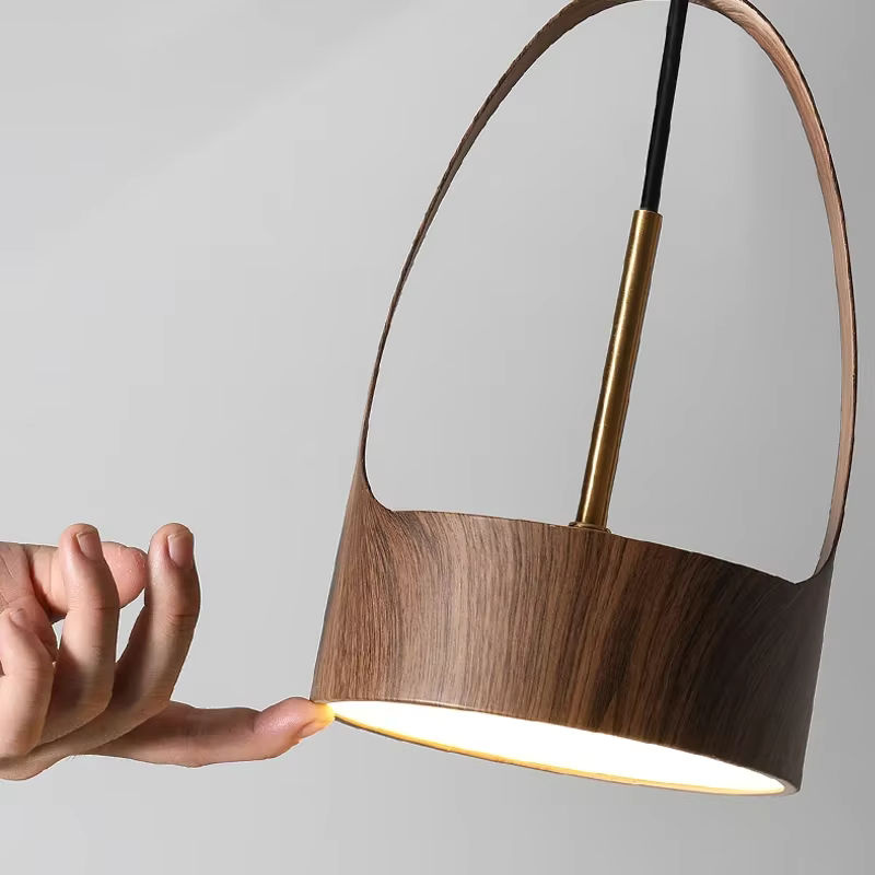 Moderne LED Pendelleuchte von YUENSLIGHTING in Braun mit Holzmaserung-Imitation für Schlafzimmer und Restaurant - Bild 5