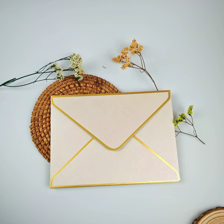 10 Stück Bronzing-Einladungsumschläge aus Papier in Gold und Schwarz, B: 19 cm, H: 14 cm - Bild 2