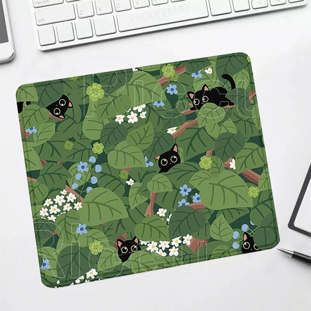 Riccu Kawaii Mauspad mit Katzen und grüner Natur in Grün und Multicolour - Bild 1
