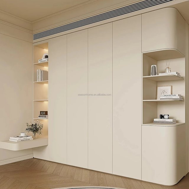 XMSJ Moderner Garderobenschrank in Beige mit integrierter Beleuchtung und offenen Regalfächern - Bild 1