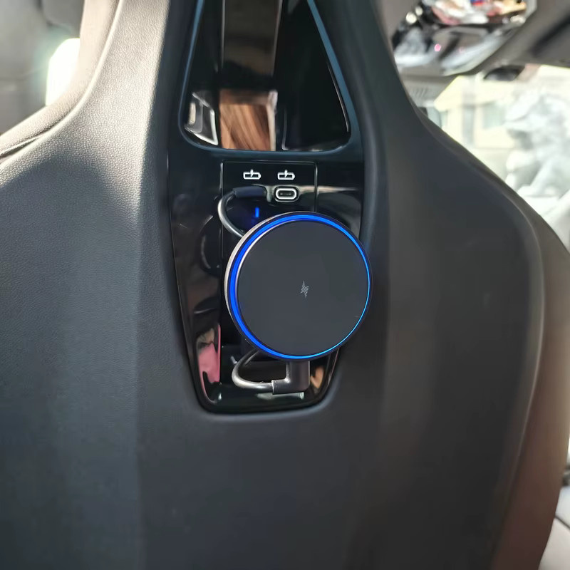 AOSRRUN Magnetisches kabelloses Ladepad für BMW X7 X6 X5 X3 I5 I7 IX, Sitz-Telefonhalter mit LED, Schwarz - Bild 3