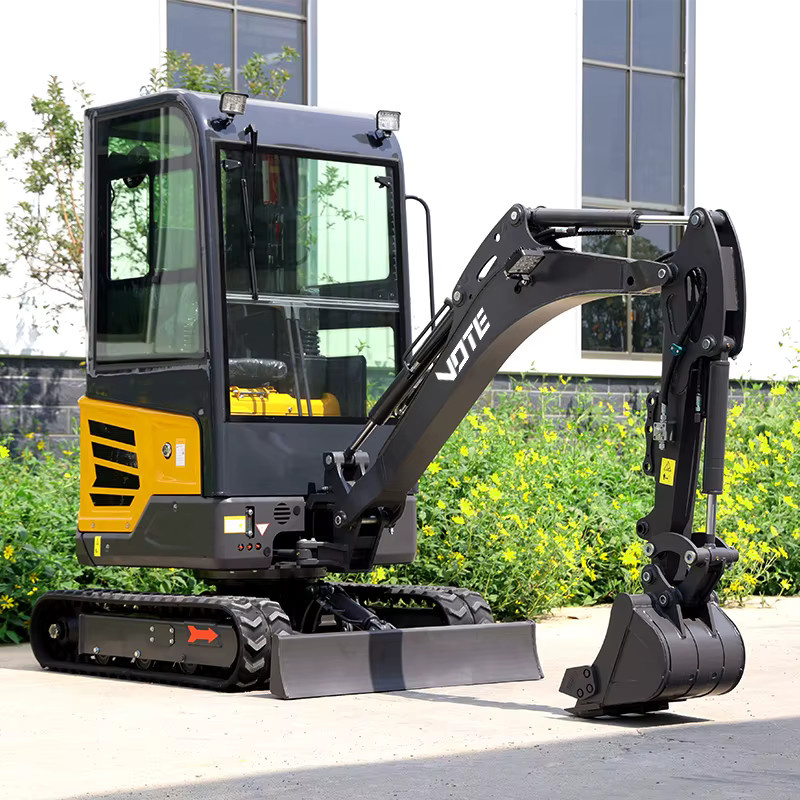 Multifunktionaler Minibagger mit EPA Euro5 Motor und Anbaugeräten als kundenspezifischer Raupenbagger (2 Tonnen / 1,8 Tonnen) - Bild 3