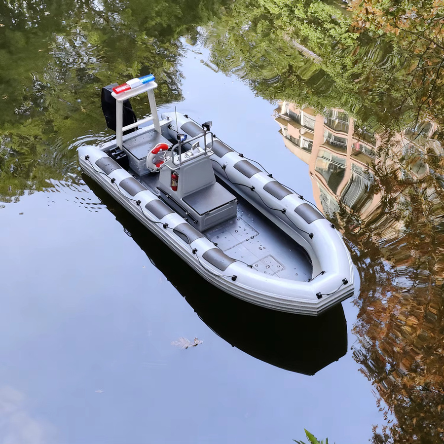 AT 99 MODEL RC Schlauchboot, ferngesteuert, 1:9, mit Lichtern - Bild 3