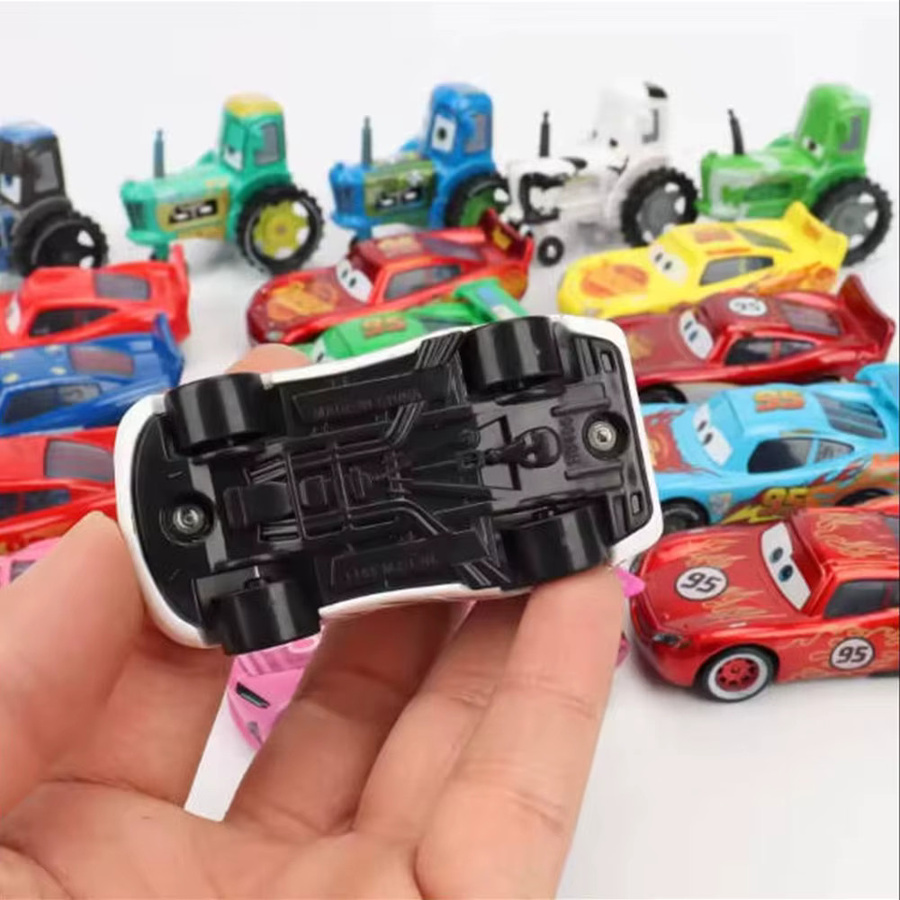 Disney Pixar Cars Lightning McQueen, Spielzeugauto, 1:55, Metall - Bild 3
