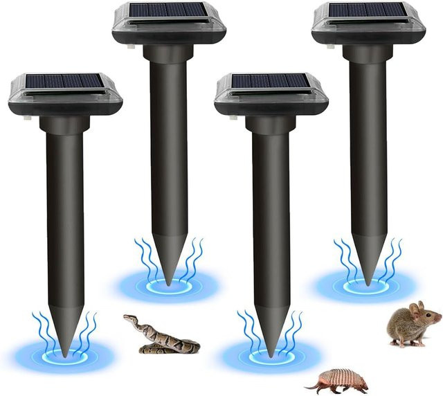 SAIJZEK Solarbetriebener Nagetier- und Schlangenvertreiber für den Außenbereich mit Batterie-Backup in Schwarz - Bild 1