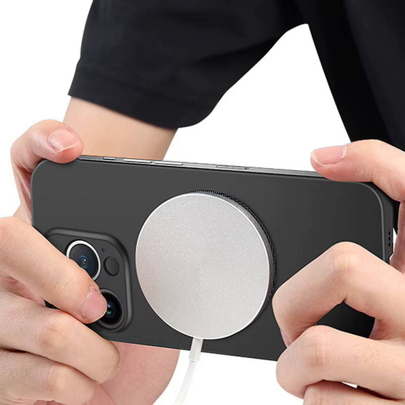 Matte rahmenlose magnetische Schutzhülle für Xiaomi mit MagSafe Kompatibilität in Orange - Bild 3
