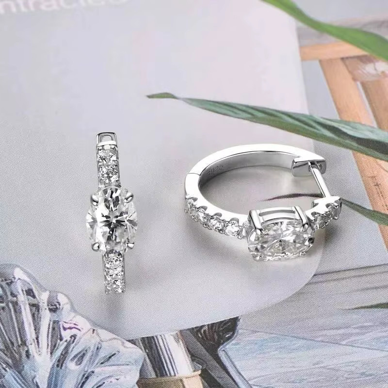 JoyceJelly Ohrringe, 925 Sterlingsilber, ovaler Moissanit, Damen - Bild 1