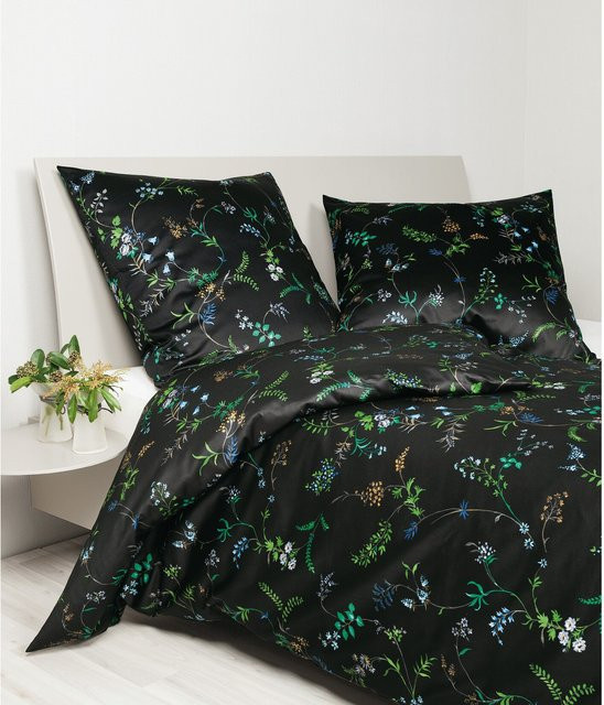 Janine Mako-Satin Bettwäsche aus Baumwolle Moments mit floralem Vintage-Design in Blau, Grün, Lila und Schwarz - Bild 1