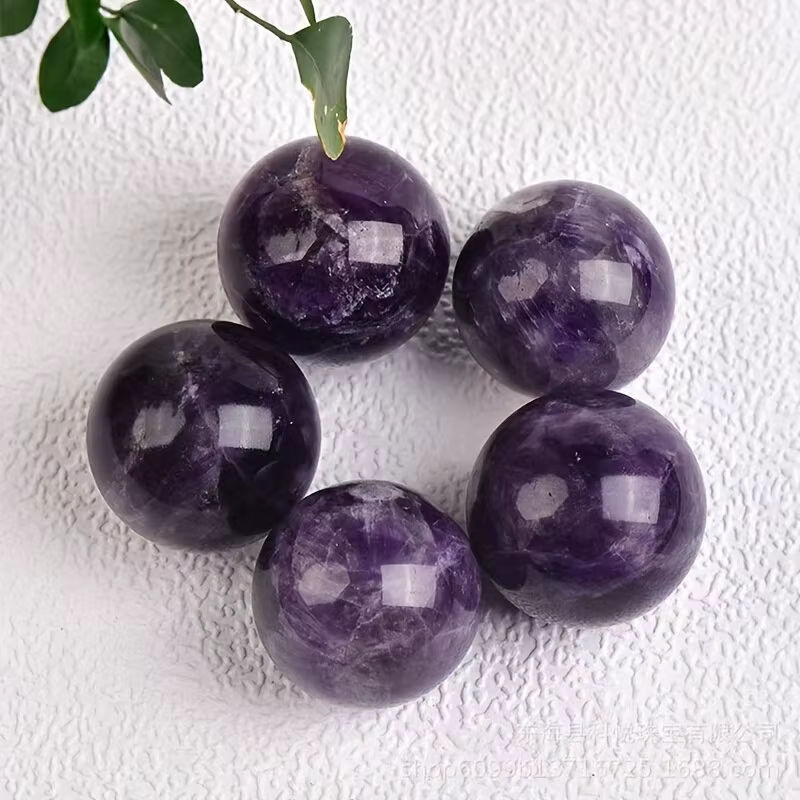 5 Stück natürliche Amethyst Kristallkugeln in Lila zur Dekoration und für Yoga - Bild 5