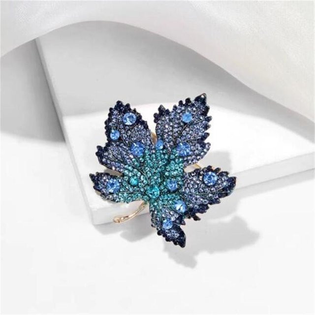 NATAWA Brosche Maple Leaf, Blau, Zirkonia, Kristall, Damen - Bild 1