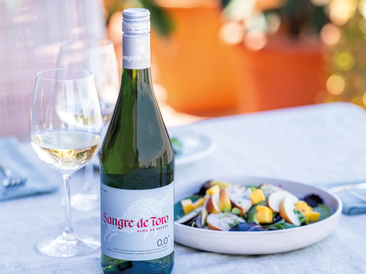 Sangre de Toro Blanco alkoholfreier Weißwein halbtrocken 0,75 l - Bild 2