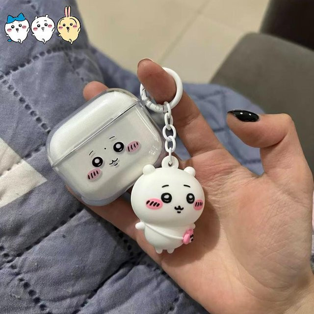 Kawaii Chiikawa Schutzhülle für Apple AirPods Pro 2. und 3. Generation sowie AirPods 4 mit Aufhängestück, Farbe: Weiß - Bild 1