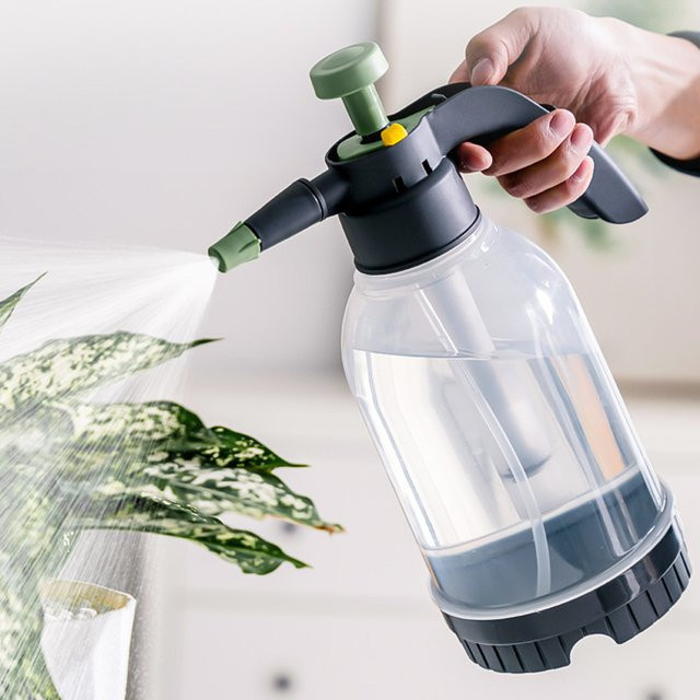 Manuelle Sprühflasche APWIKOGER für Garten und Desinfektion, 2 l, transparent - Bild 1