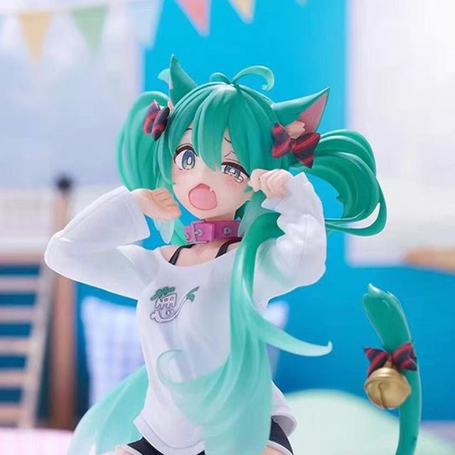 Bandai Hatsune Miku Neko T-Shirt Version, Actionfigur, 11cm - Bild 1