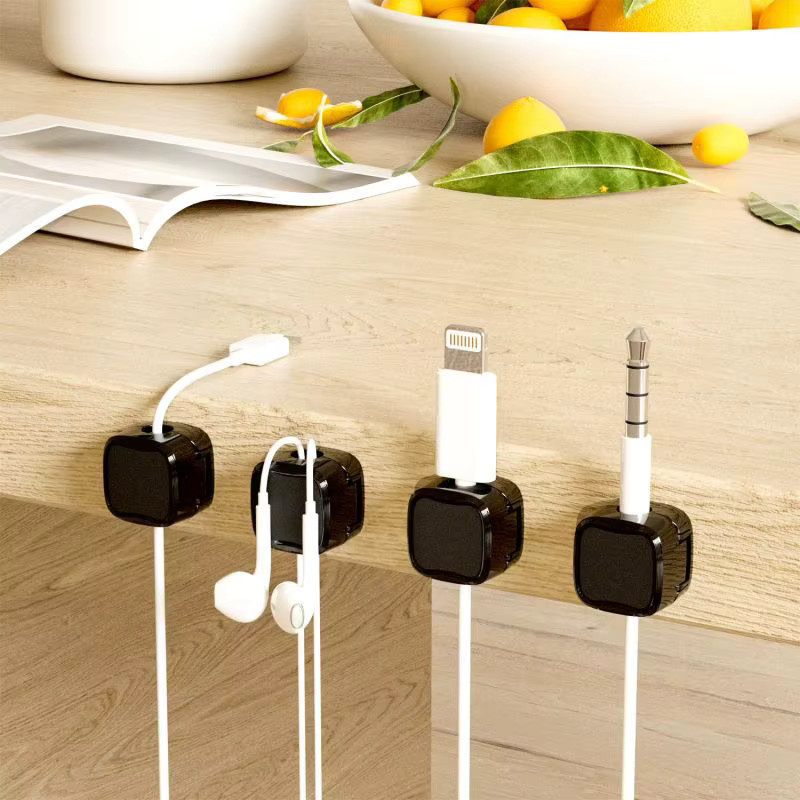 YMOLGA Magnetischer Kabelorganizer für den Schreibtisch und die Wandmontage, Aufbewahrungshalterung für Mobilkabel und Wandstecker, 3 oder 6 Stück, Schwarz oder Weiß - Bild 4