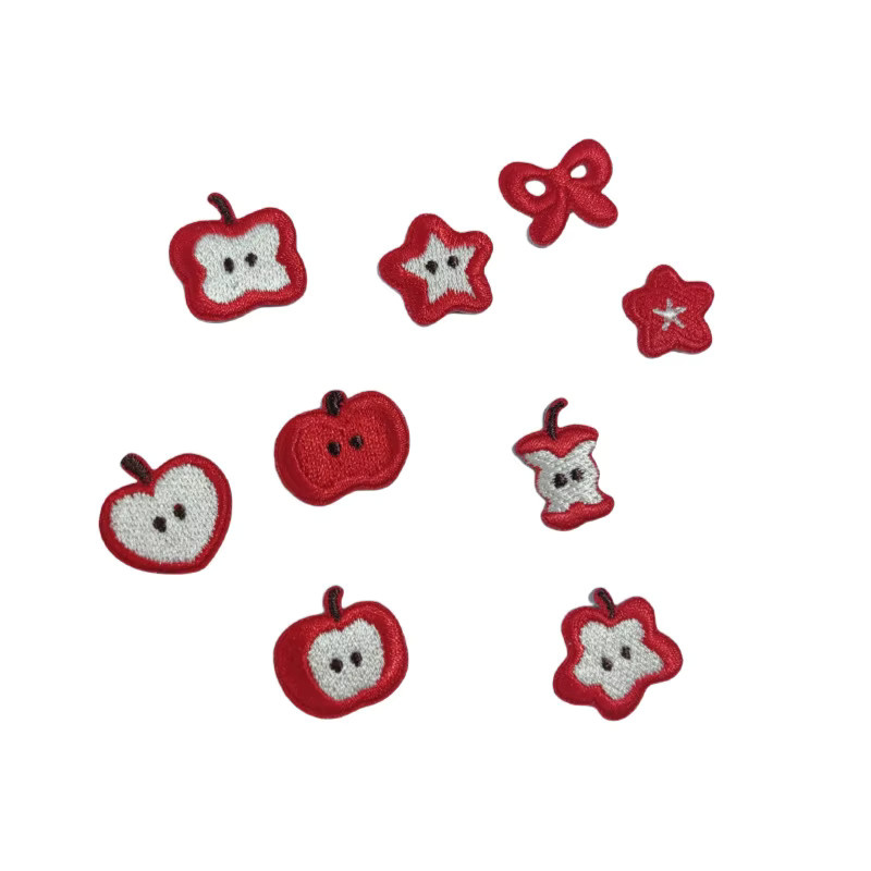 Selbstklebende Mini-Apfel-Aufnäher von Aprille in Rot mit Stickerei für Kinderkleidung und Bastelarbeiten - Bild 2