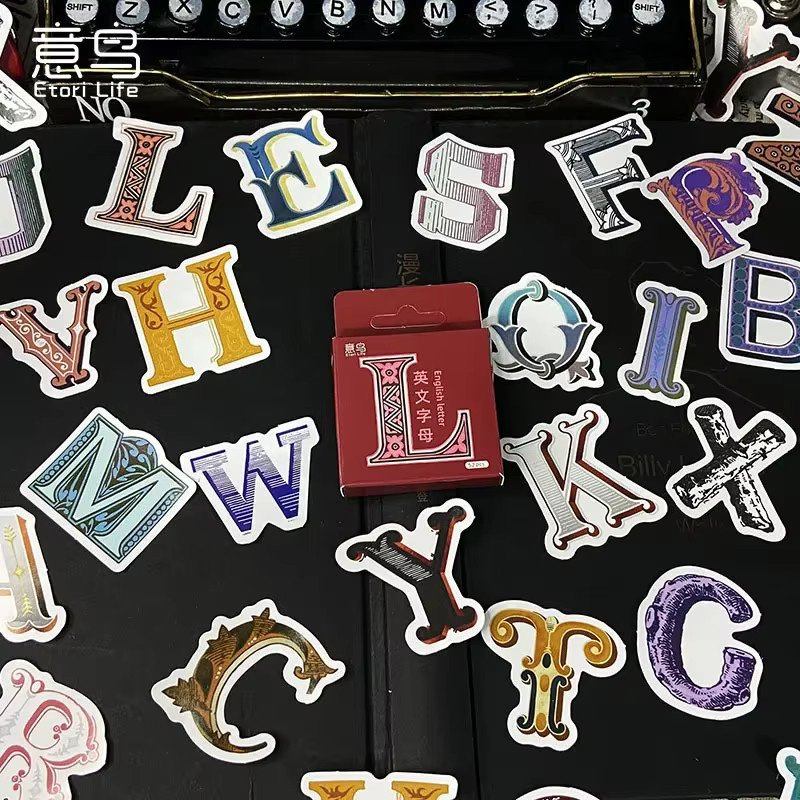 leaffei Alphabet-Box-Aufkleber Set mit 52 Stück in Multicolour für DIY-Sammelalben und kreative Dekorationen aus Papier - Bild 4