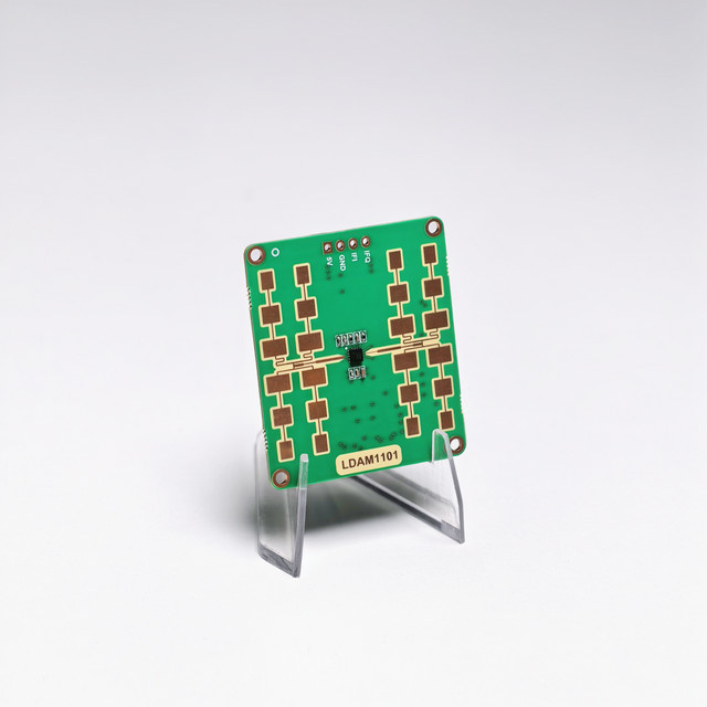 POLIVIR Industrielles 24GHz Radarantennen-Modul mit I/Q-Ausgang in Grün, Mmwave-Radarsensor zur Geschwindigkeitsüberwachung - Bild 1