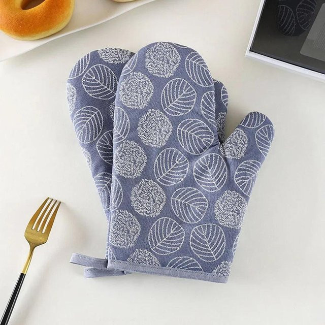 Hitzebeständige Backofenhandschuhe von Yiran Furniture in Blau mit Verbrühschutz für Backofen und Mikrowelle - Bild 1