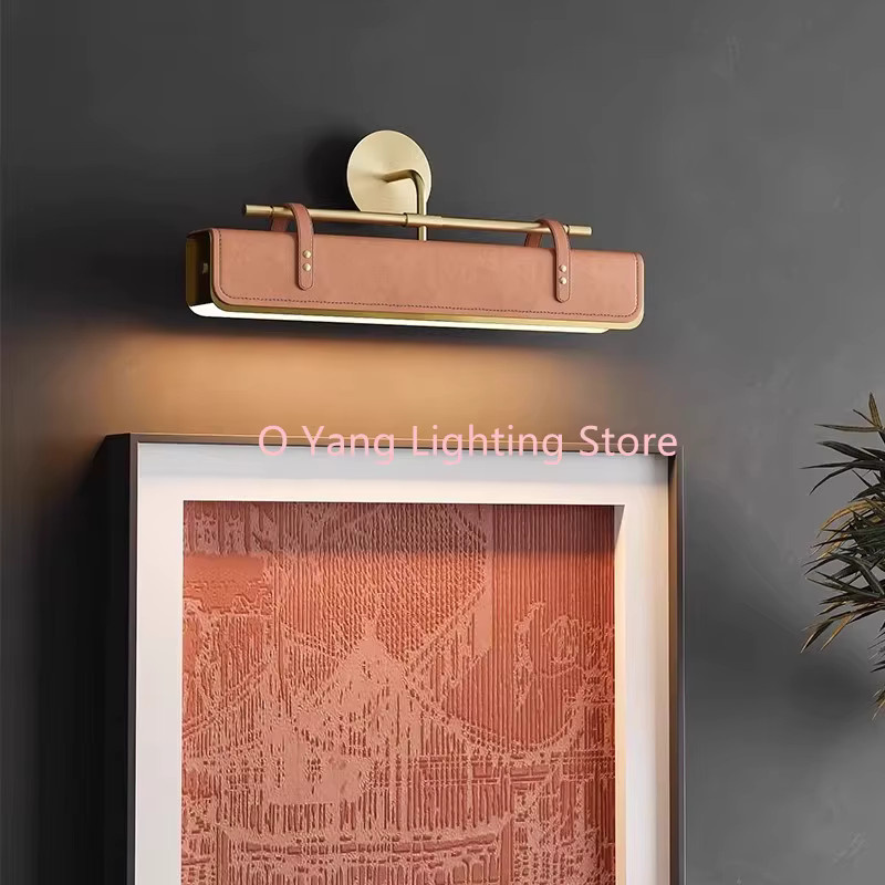 Verstellbare Wandlampe von JIANKEXING aus Leder und Metall in Braun mit Gold/Messing-Akzenten und warmweißem Licht für Wohnzimmer, Flur und Schlafzimmer - Bild 2