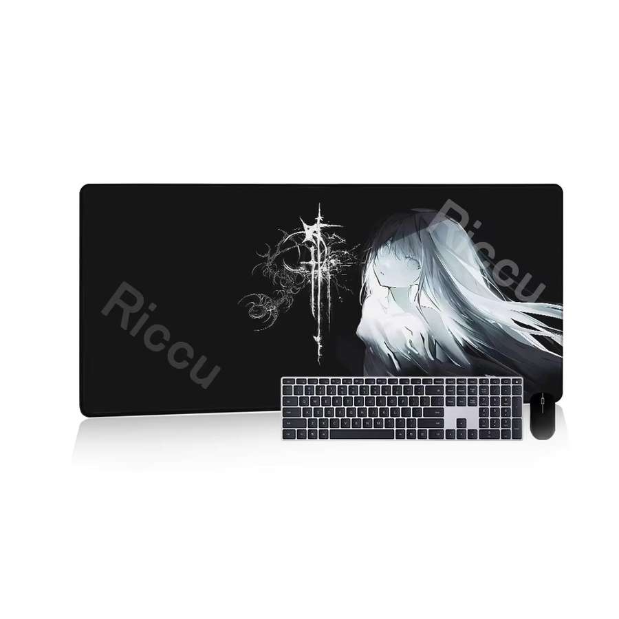 Riccu Anime Gothic Girl Mauspad, großes rutschfestes Schreibtischpad aus Gummi in Schwarz mit genähtem Rand - Bild 5