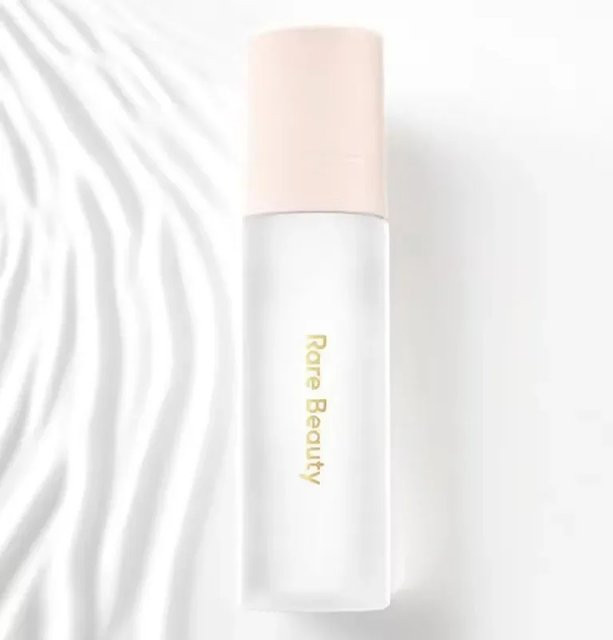 Rare Beauty Soft Pinch Flüssiges Rouge, Dewy Natural Flush - Bild 1