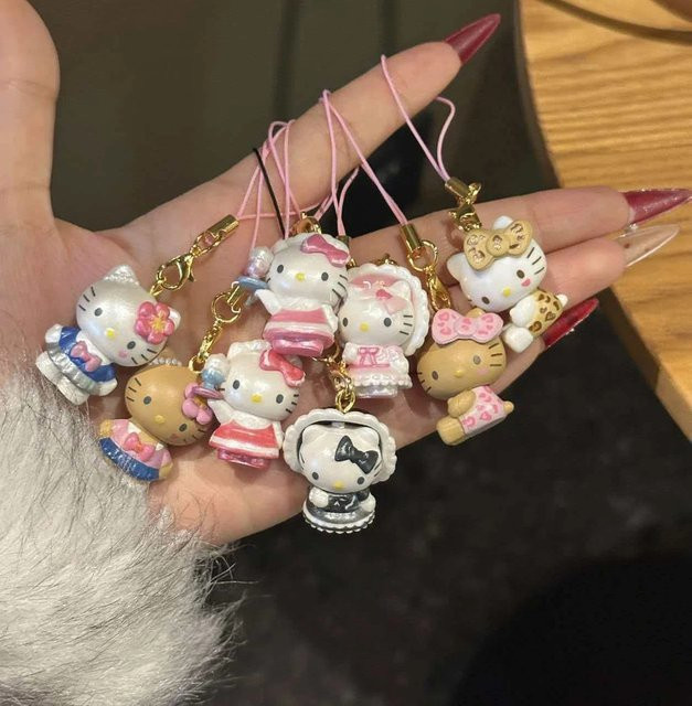 Sanrio Kt-Katzen Schmuckanhänger, Blindbox, Schwarz, Leder, Kunststoff - Bild 1