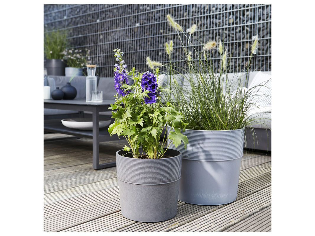 Pflanzgefäß SCHEURICH Groove Plus aus Kunststoff in Concrete für Outdoor-Anwendungen - Bild 2