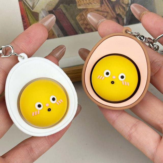 Mini-Ei-Knopf-Klicker Schlüsselanhänger, Stressabbau-Spielzeug, yellow, Unisex - Bild 1