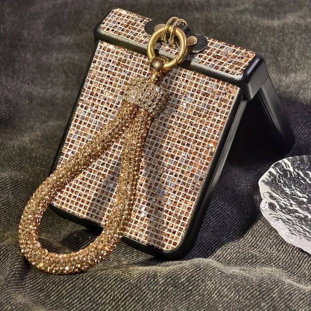 Luxuriöse Lanyard-Handyhülle mit Diamantbeschichtung für Samsung Galaxy Z Flip 7 FE 6 5 4 3 in Weiß und Gold - Bild 1
