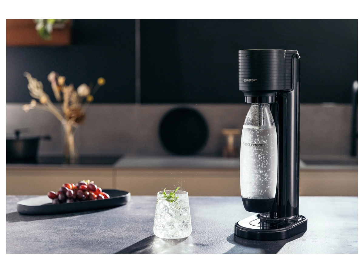 SodaStream Gaia Wassersprudler in Schwarz inklusive 1 l PET-Flasche und Zylinder mit Quick Connect System - Bild 2