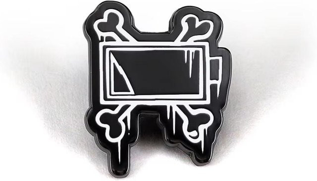 Murder Drones Glitch Totenkopf Emaille Anstecknadel, Schwarz Weiß, Unisex - Bild 1