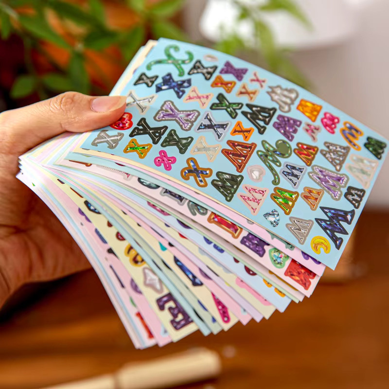 Mr.Paper Stickerbuch Alphabet Collage Serie mit über 1000 bunten Buchstaben-Aufklebern für Journal, Scrapbooking und DIY-Projekte - Bild 3