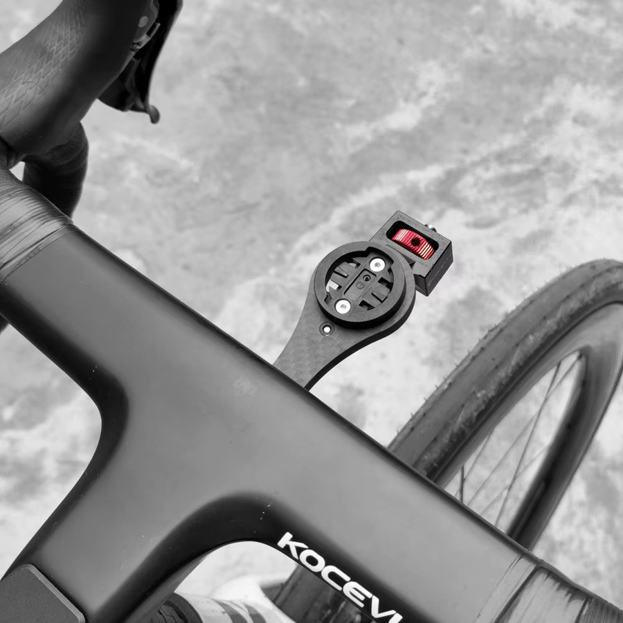 KOCEVLO 360 Grad rotierende Carbon Kamera Halterung in Schwarz für Insta360 One X3 X4 X5 und DJI sowie Fahrradcomputer wie Garmin, IGS und XOSS - Bild 3