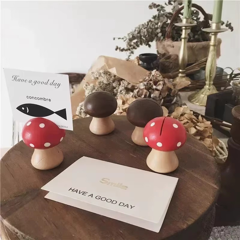 2 Stück Pilz-Memo-Clips aus Holz in Braun als Fotohalter und Notizhalter für deinen Schreibtisch - Bild 6