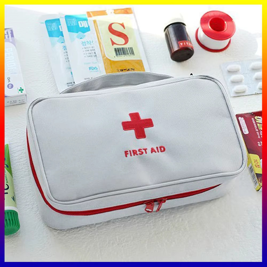 Tragbare Erste-Hilfe-Tasche für Notfälle und Reisen in Rot - Bild 2