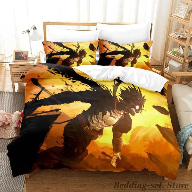 Black Clover Bettwäsche-Set aus Mikrofaser in Schwarz mit Bettbezug und Kissenbezügen für Erwachsene und Kinder, B/H: 133 x 70 cm - Bild 1