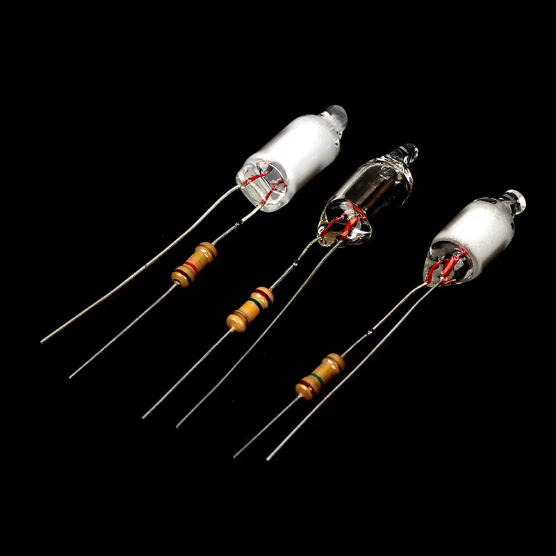 10 Stück Mini-Neon-Glühbirnen mit Widerstand, 220 V, Farben: Rot, Blau, Grün, Maße: 6 x 13 mm - Bild 2