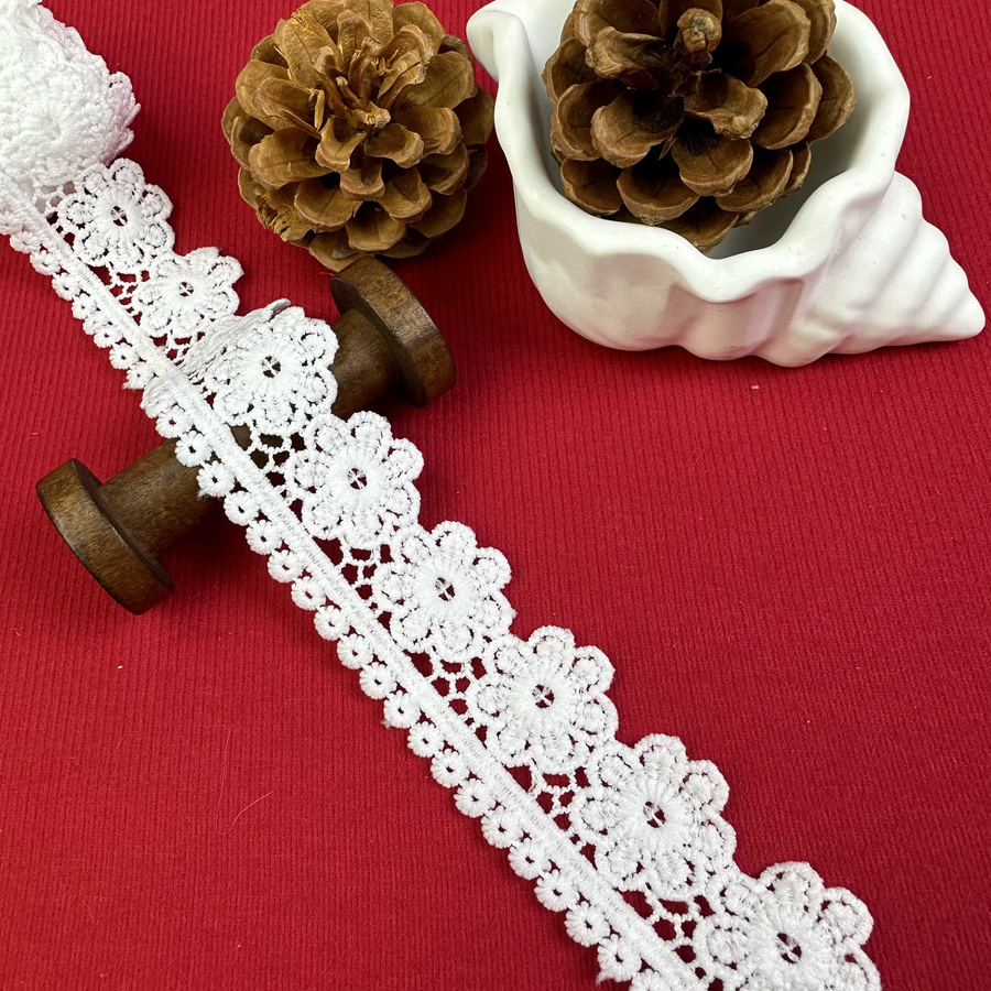 Bestickter Gänseblümchen-Spitzenbesatz in Weiß, Breite: 3,5 cm, 15 Yards für Nähen und Basteln - Bild 5
