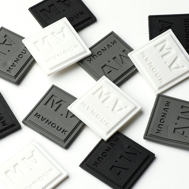 Individuelle 3D-Patches aus weichem PVC und Silikon mit Logo als Thermoübertragungs-Etikett in Mehrfarbig - Bild 1