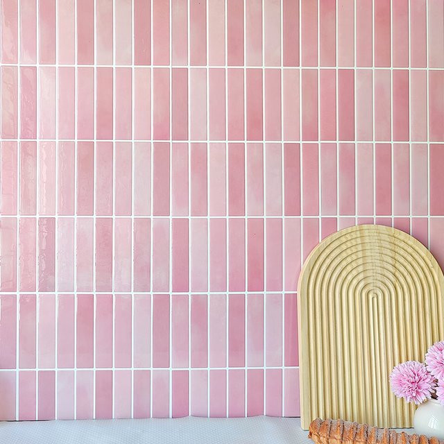 Vividtiles 3D Wandfliesen selbstklebend in Pink, 10 Stück, geometrisches Design in Fliesenoptik, wasserdicht und hitzebeständig - Bild 1